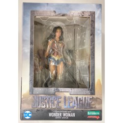 DC COMICS ArtFX + STATUE /...